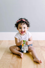 Load image into Gallery viewer, Serenity Kids Baby Food Pouches, Organic Butternut Squash and Spinach with Avocado Oil, For 6+ Months, 3.5 Ounce Pouch (6 Pack)